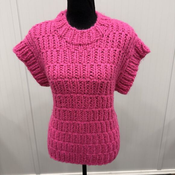 English Factory Sweaters - English Factory Women's Small Hot Pink Chunky Cap Sleeve Sweater Preppy